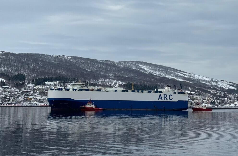 American Roll-On Roll-Off Carrier (ARC) Supports the Deployment of the ...